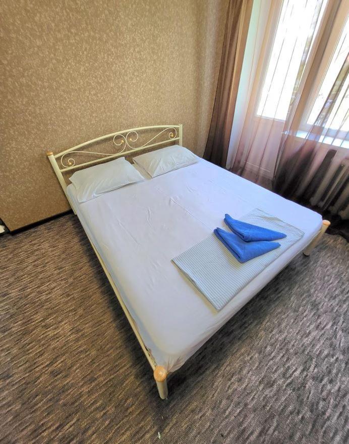 Квартира В Центрі Драгоманова 64,Поряд Центр Міста, Поля,Шпиталь, Швидка На Антоновича, 16Лікарня دنيبروبيتروفسك المظهر الخارجي الصورة